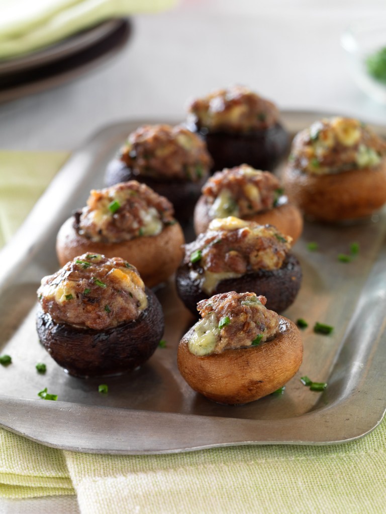 5345-00beef-and-blue-cheese-stuffed-mushrooms-1