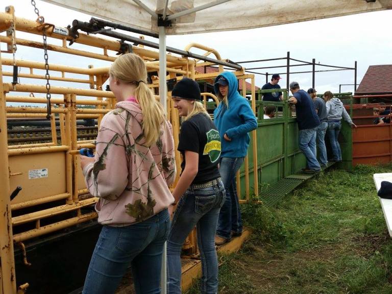 14434808_1301283813215801_1009312745257552989_o